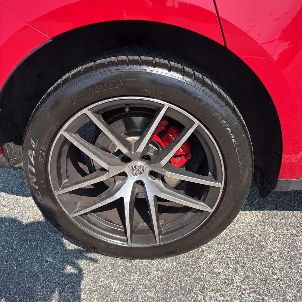 2022 Porsche Macan S