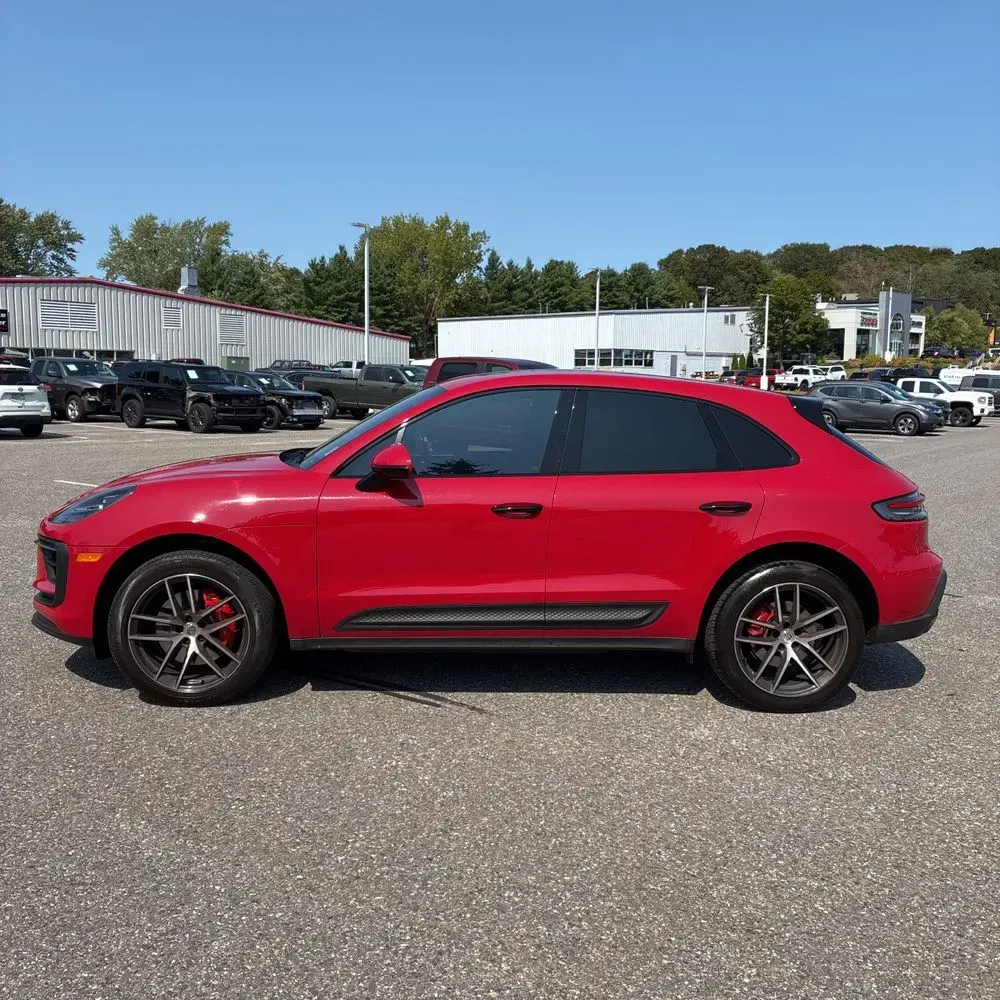 2022 Porsche Macan S