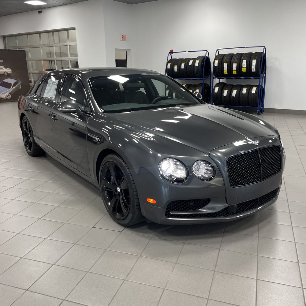 2018 Bentley Flying Spur Base