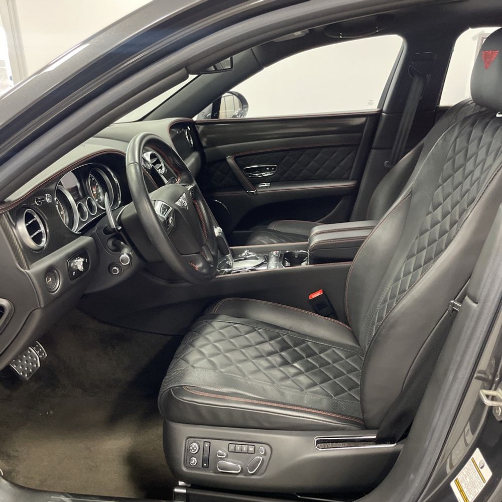 2018 Bentley Flying Spur Base