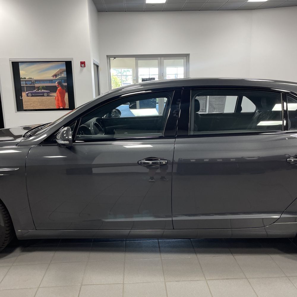 2018 Bentley Flying Spur Base