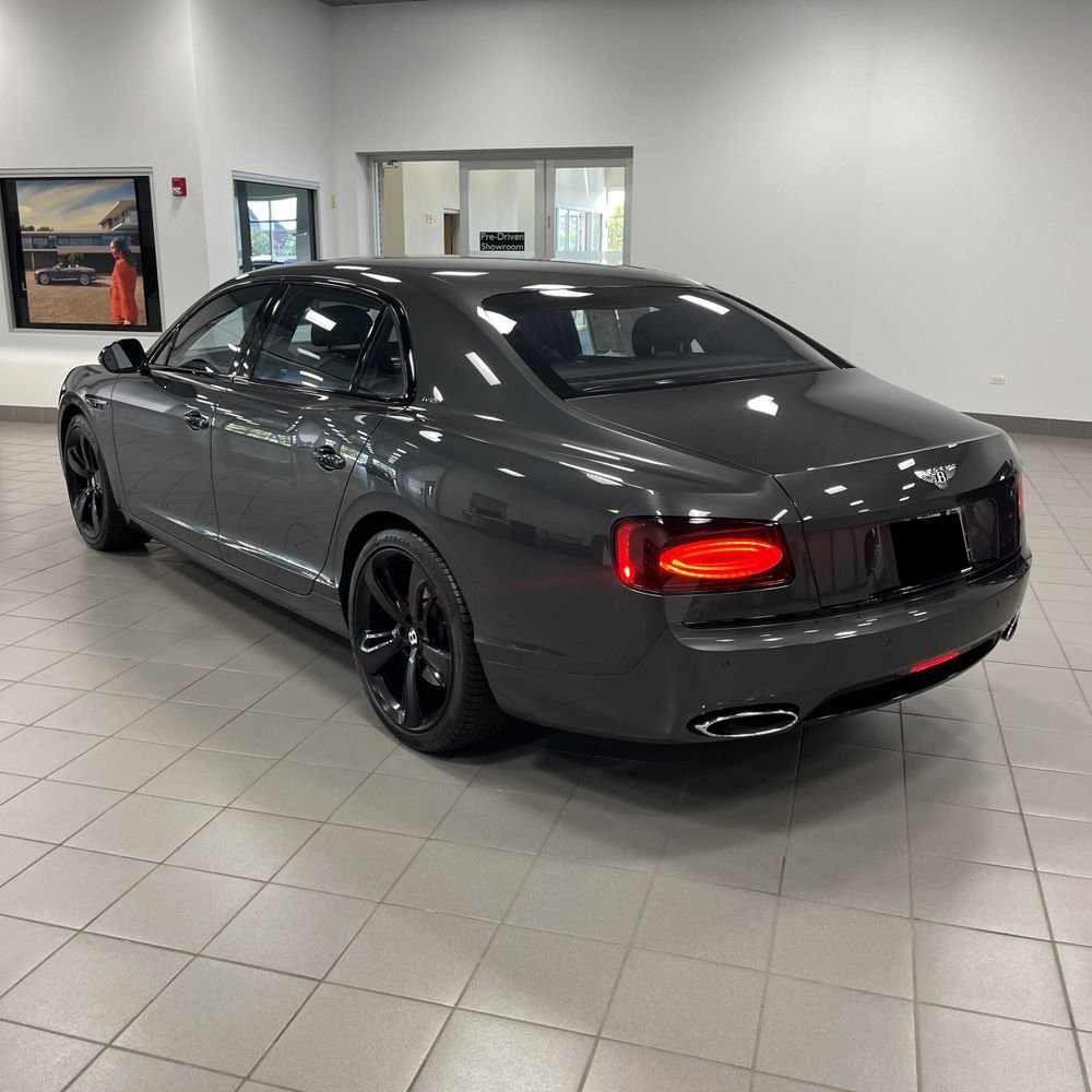 2018 Bentley Flying Spur Base