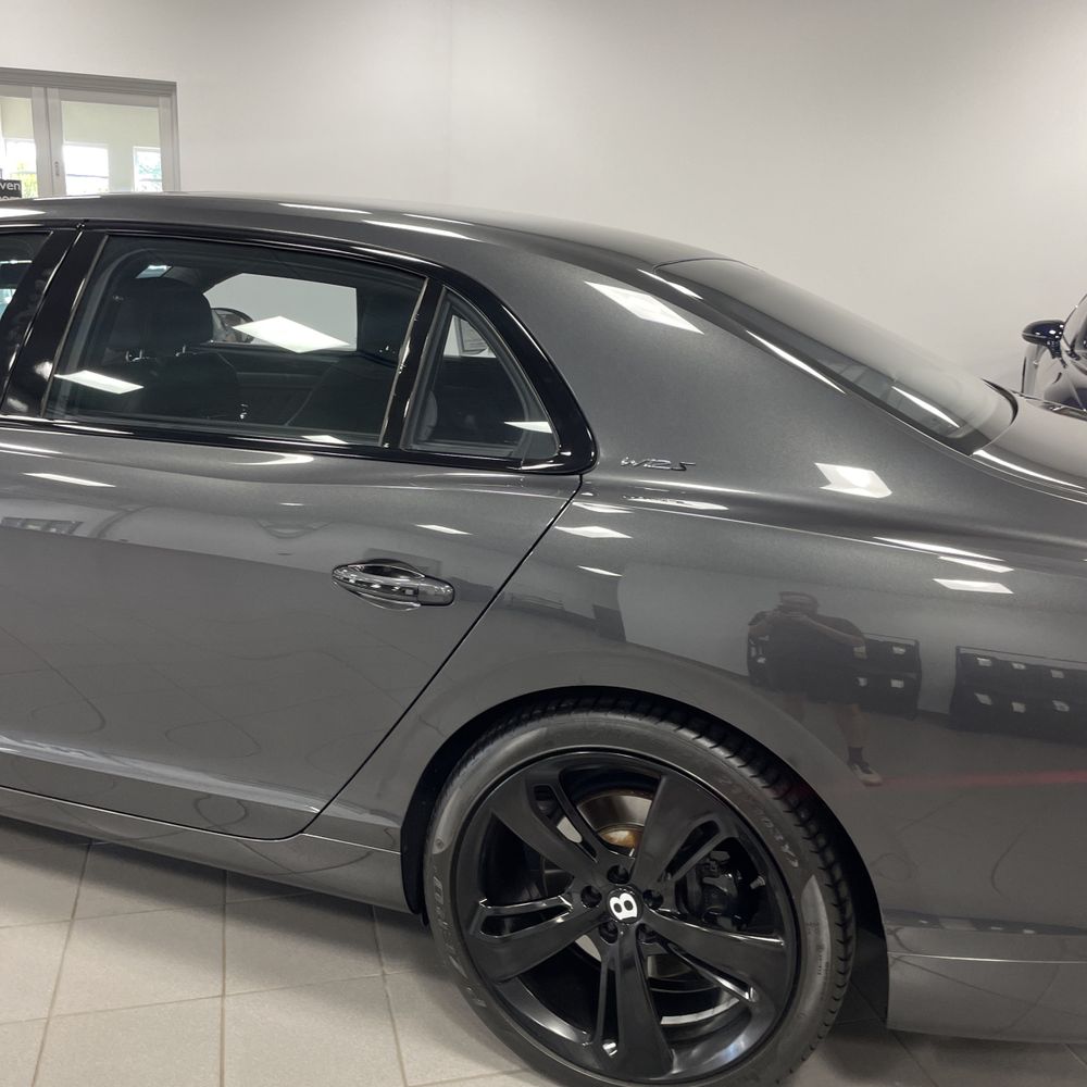 2018 Bentley Flying Spur Base