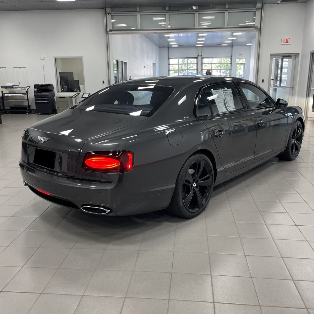 2018 Bentley Flying Spur Base
