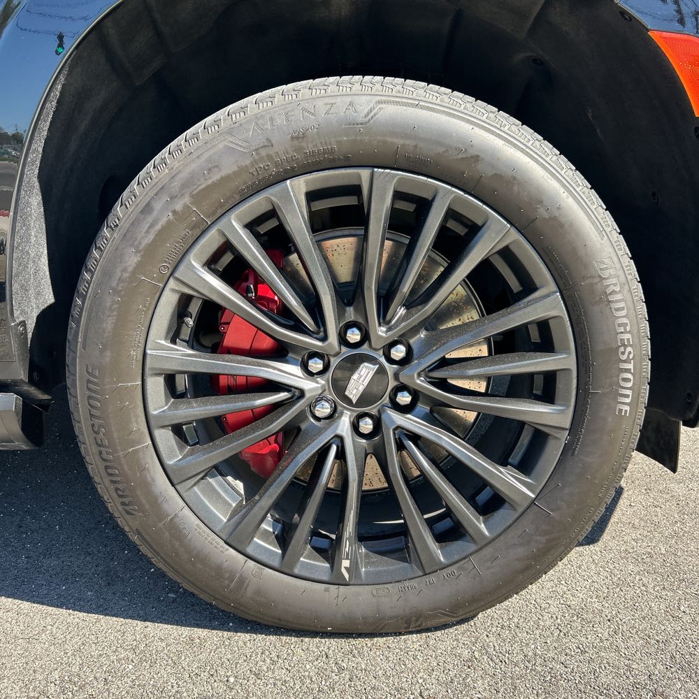 2023 Cadillac Escalade-V ESV Base