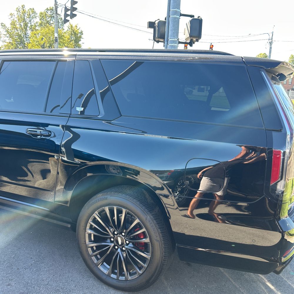 2023 Cadillac Escalade-V ESV Base