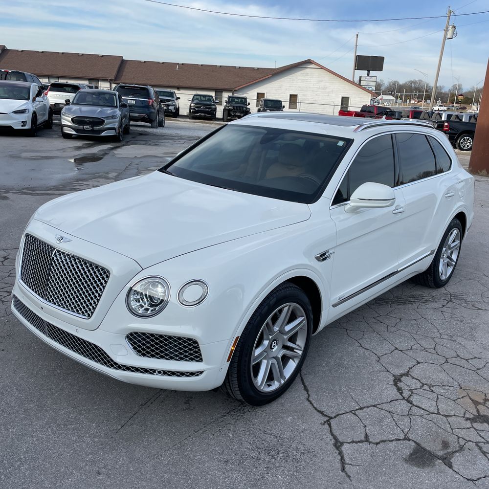 2020 Bentley Bentayga Hybrid