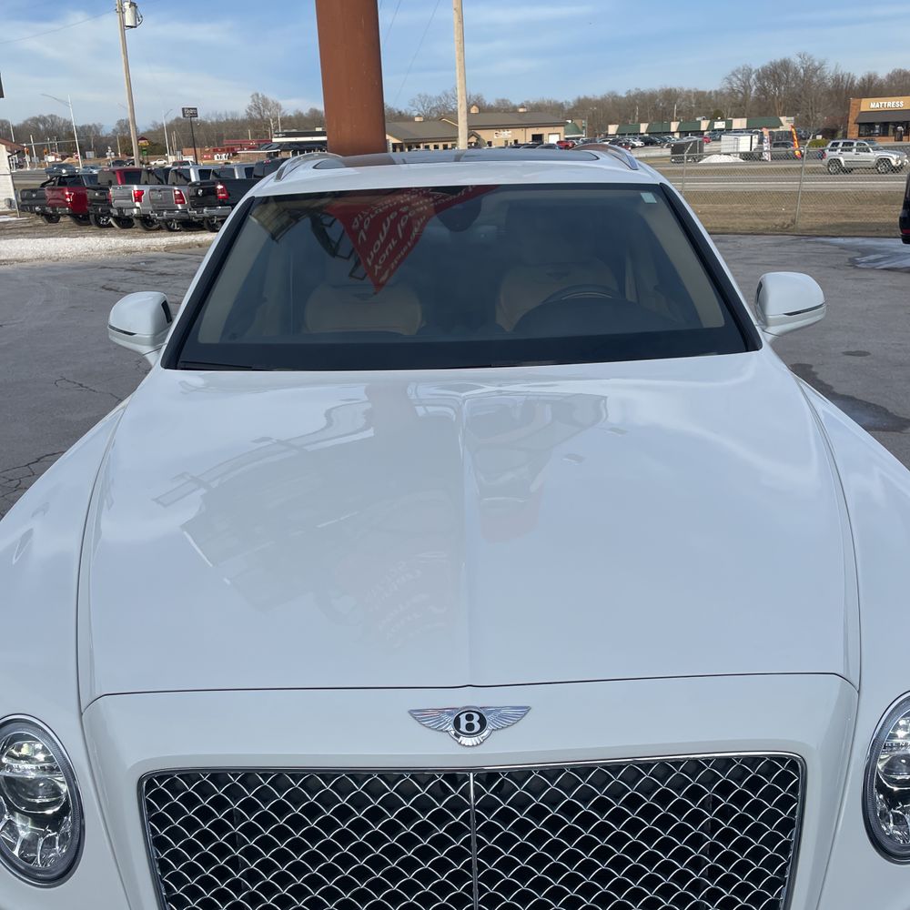 2020 Bentley Bentayga Hybrid