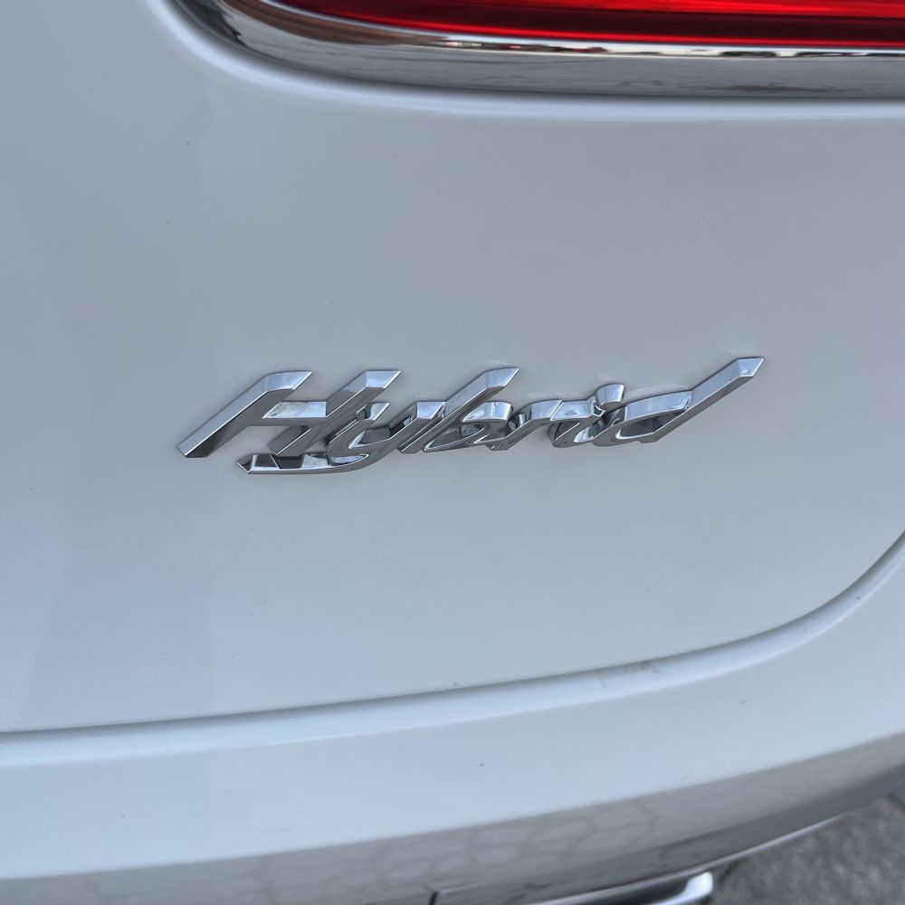 2020 Bentley Bentayga Hybrid