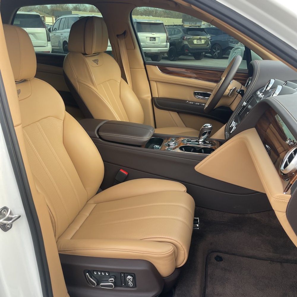 2020 Bentley Bentayga Hybrid