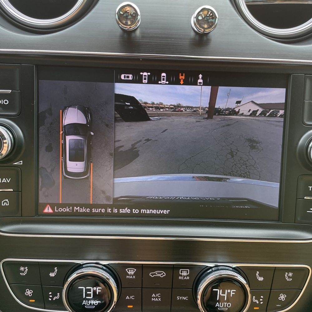 2020 Bentley Bentayga Hybrid