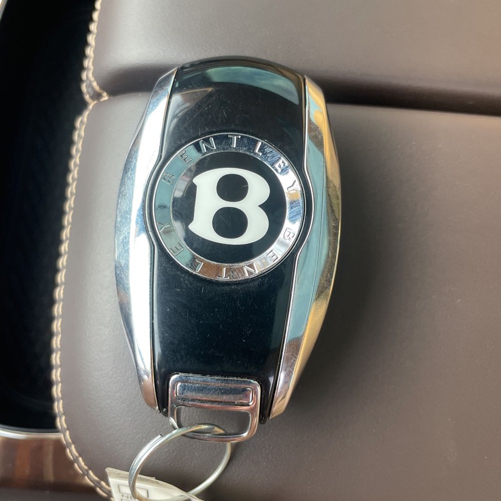 2020 Bentley Bentayga Hybrid