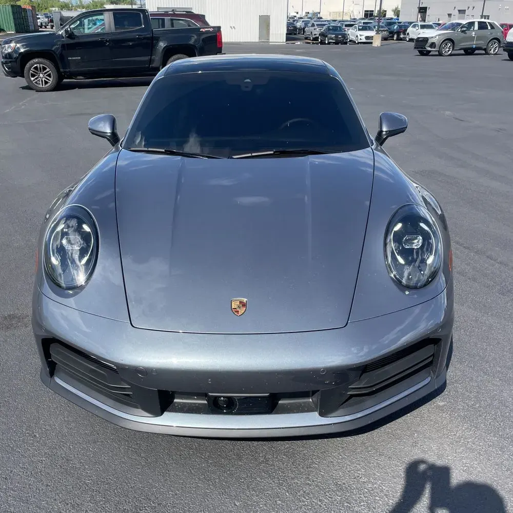 2025 Porsche 911 Carrera