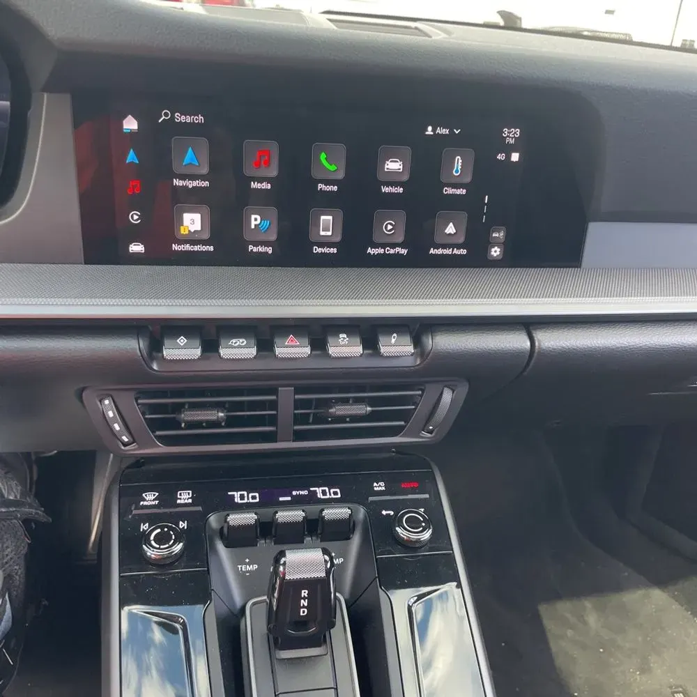 2025 Porsche 911 Carrera