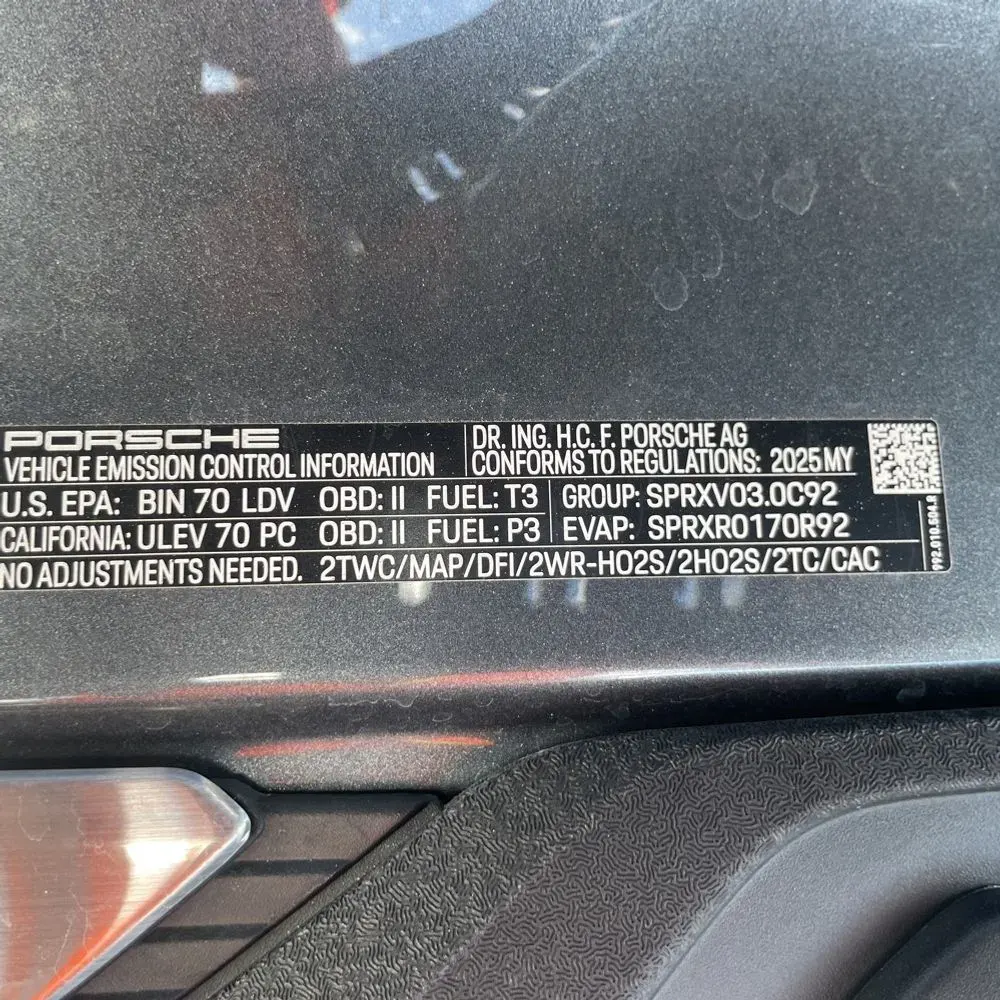 2025 Porsche 911 Carrera