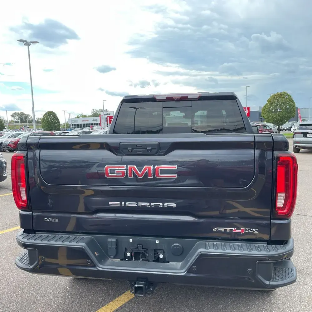 2022 GMC Sierra 1500 AT4X