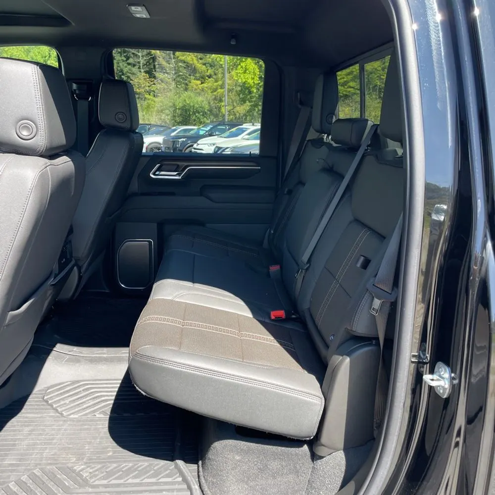 2025 Chevrolet Silverado 3500HD High Country