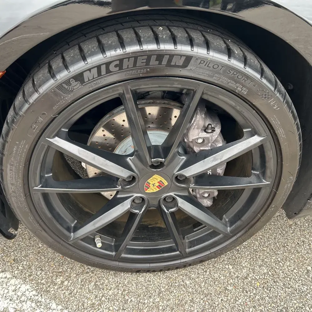 2020 Porsche 911 Carrera 4