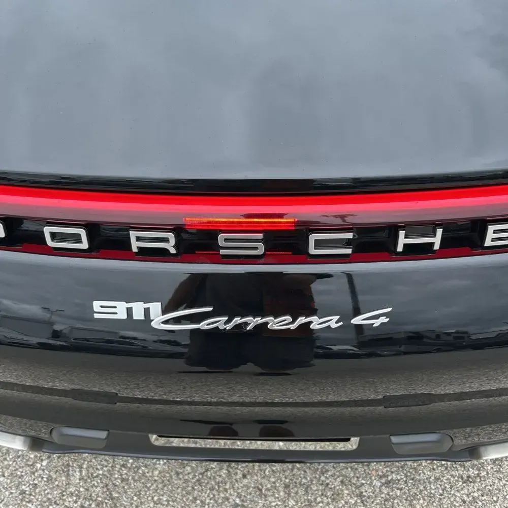 2020 Porsche 911 Carrera 4