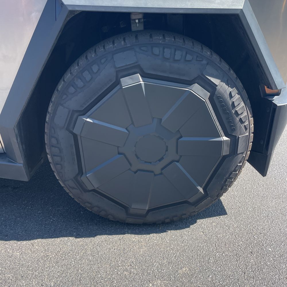 2024 Tesla Cybertruck CyberBeast