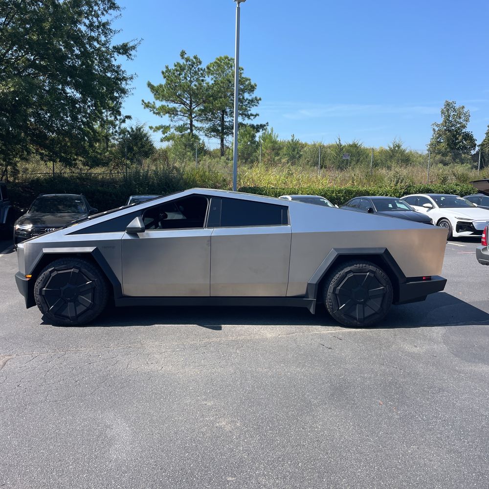 2024 Tesla Cybertruck CyberBeast