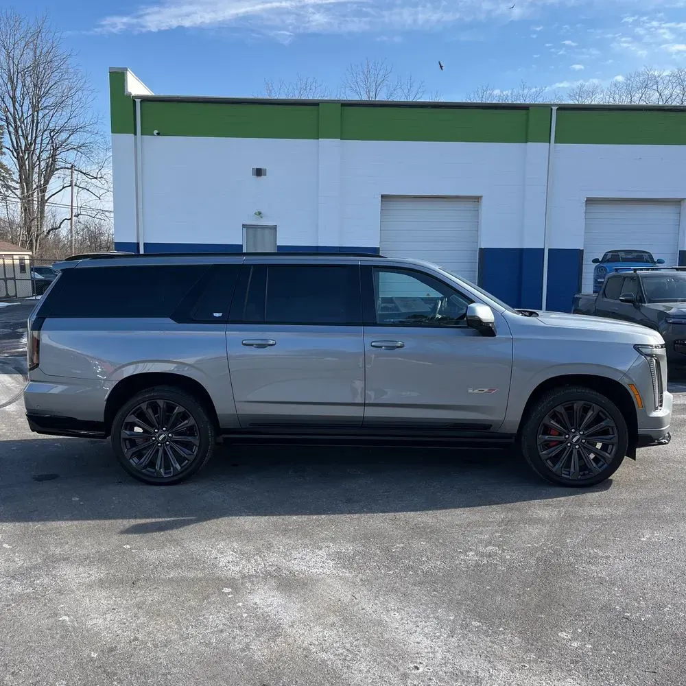 2025 Cadillac Escalade ESV V-Series