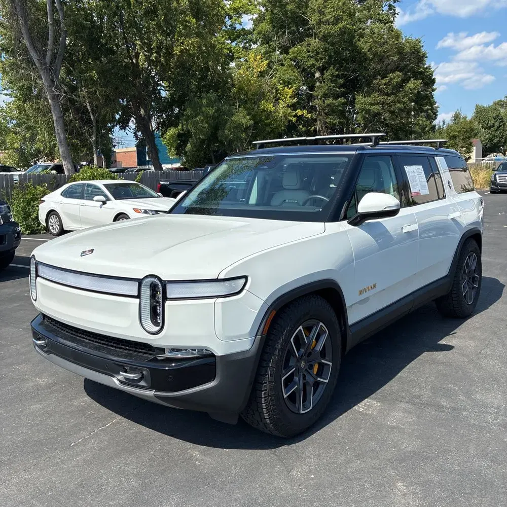 2023 Rivian R1S Adventure Quad-Motor
