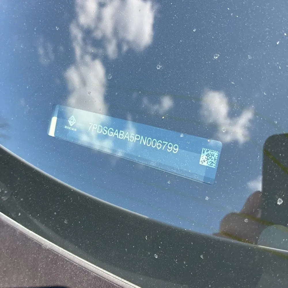 2023 Rivian R1S Adventure Quad-Motor
