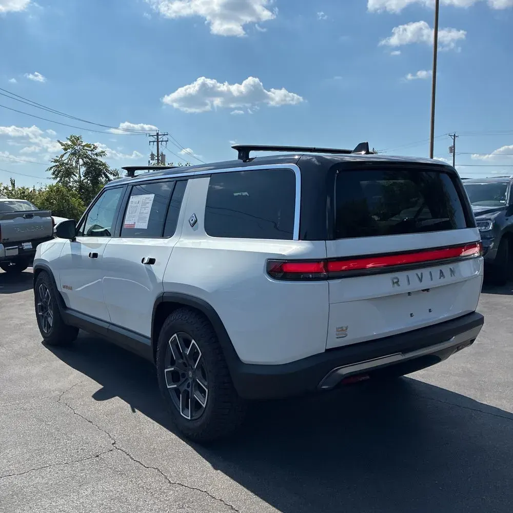 2023 Rivian R1S Adventure Quad-Motor