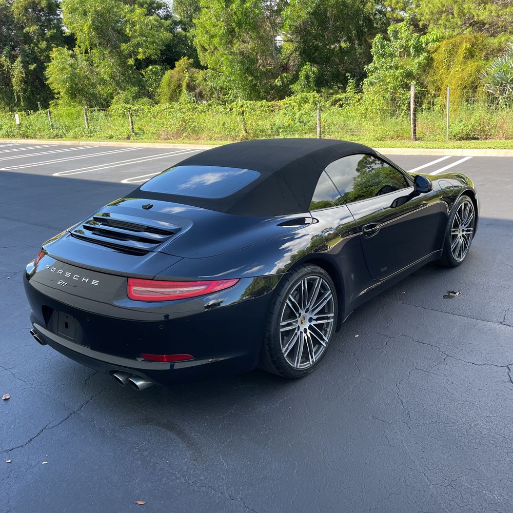 2016 Porsche 911 Carrera 2 Black Edition