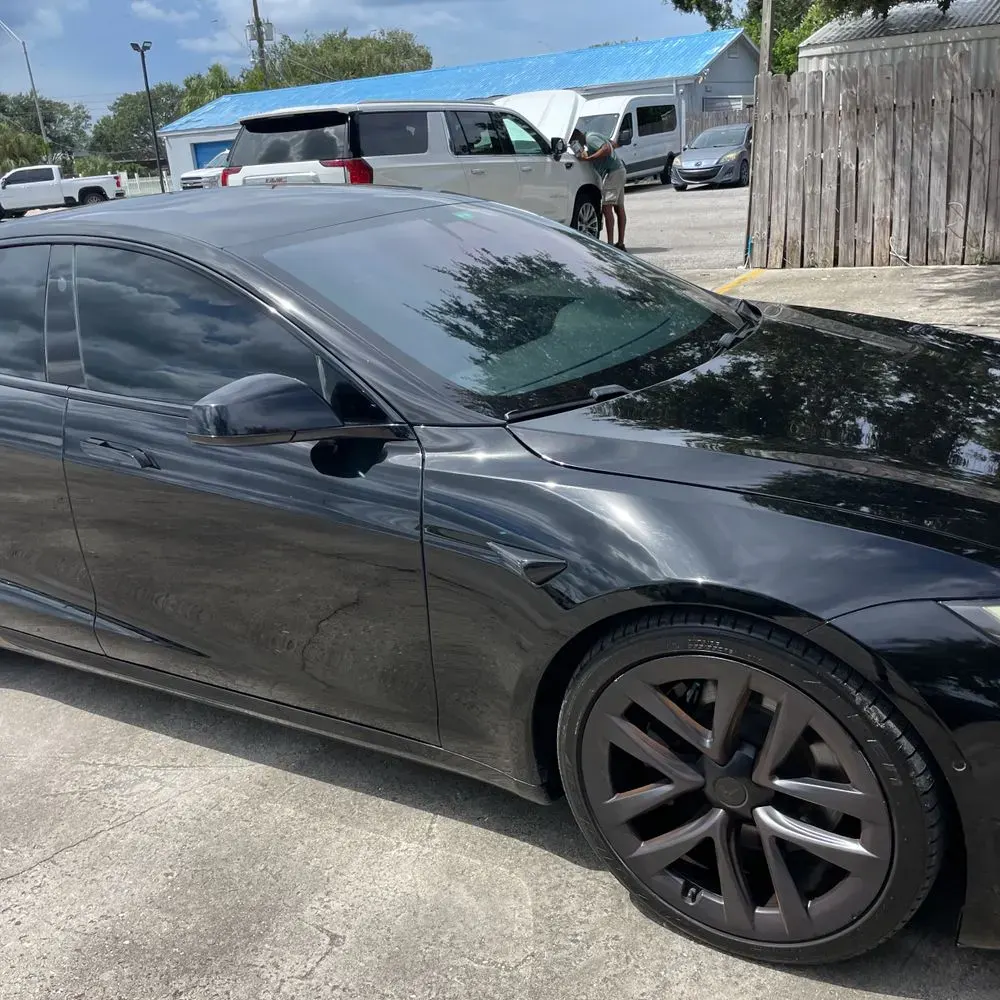2021 Tesla Model S Plaid