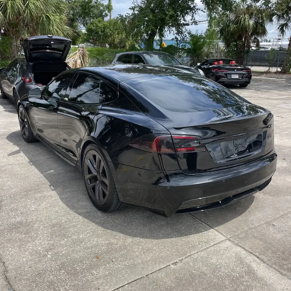 2021 Tesla Model S Plaid