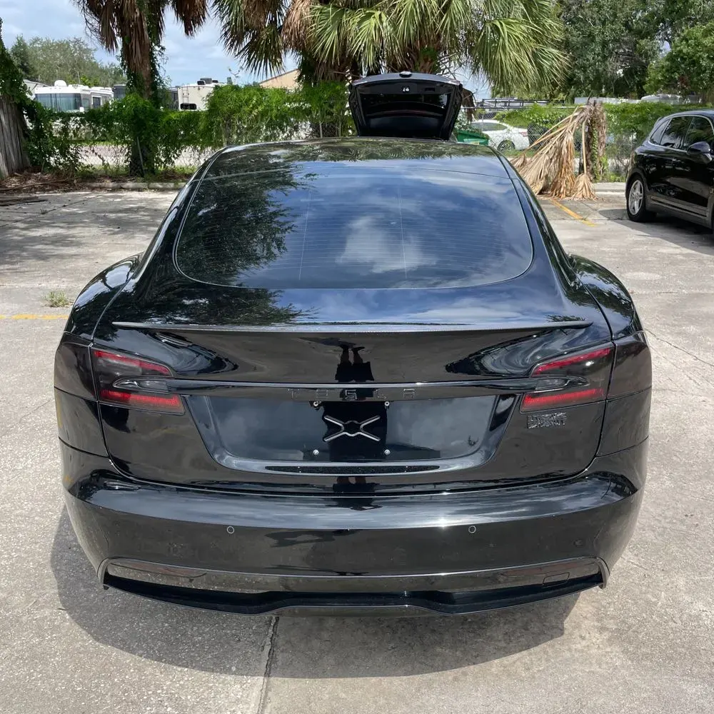 2021 Tesla Model S Plaid
