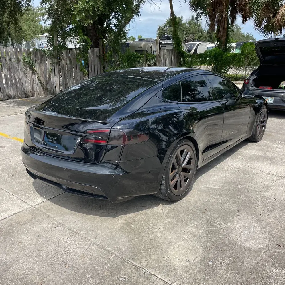 2021 Tesla Model S Plaid