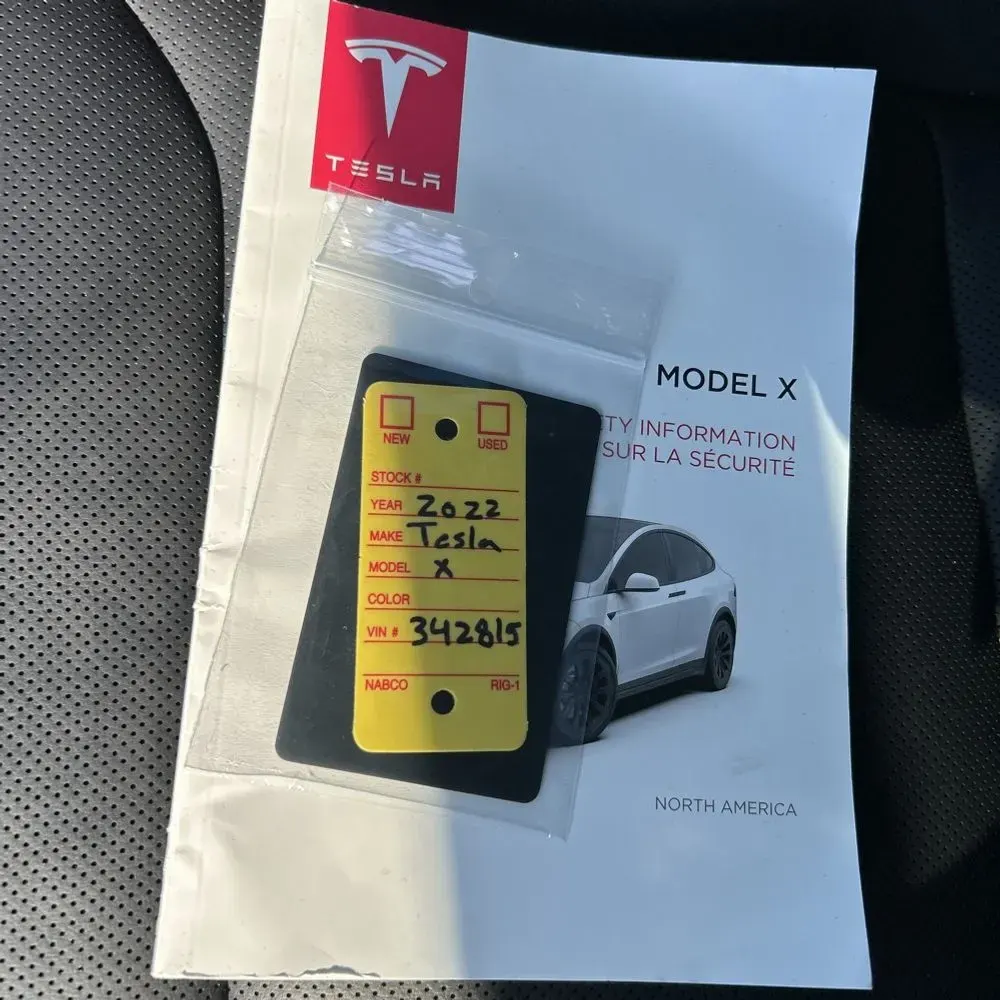 2022 Tesla Model X Plaid