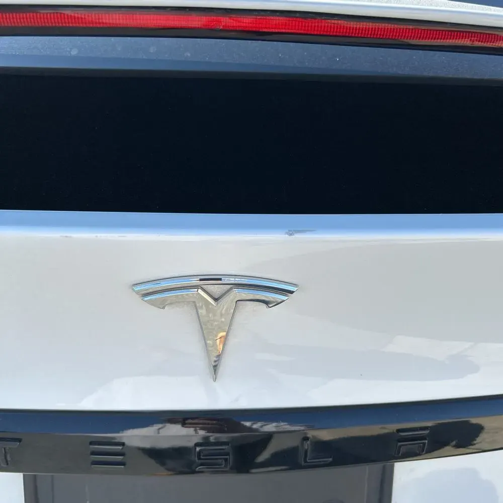 2022 Tesla Model X Plaid