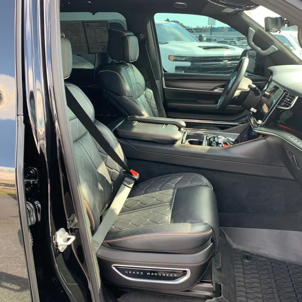 2024 Jeep Grand Wagoneer L Series III Obsidian