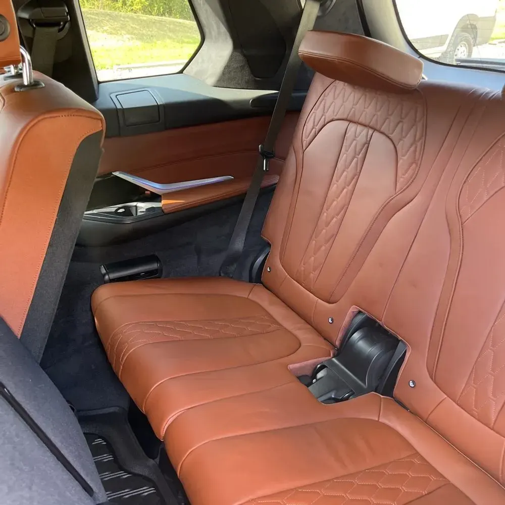 2024 BMW X7 Alpina XB7