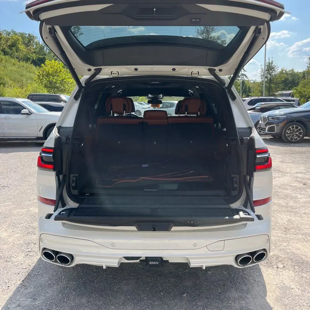 2024 BMW X7 Alpina XB7