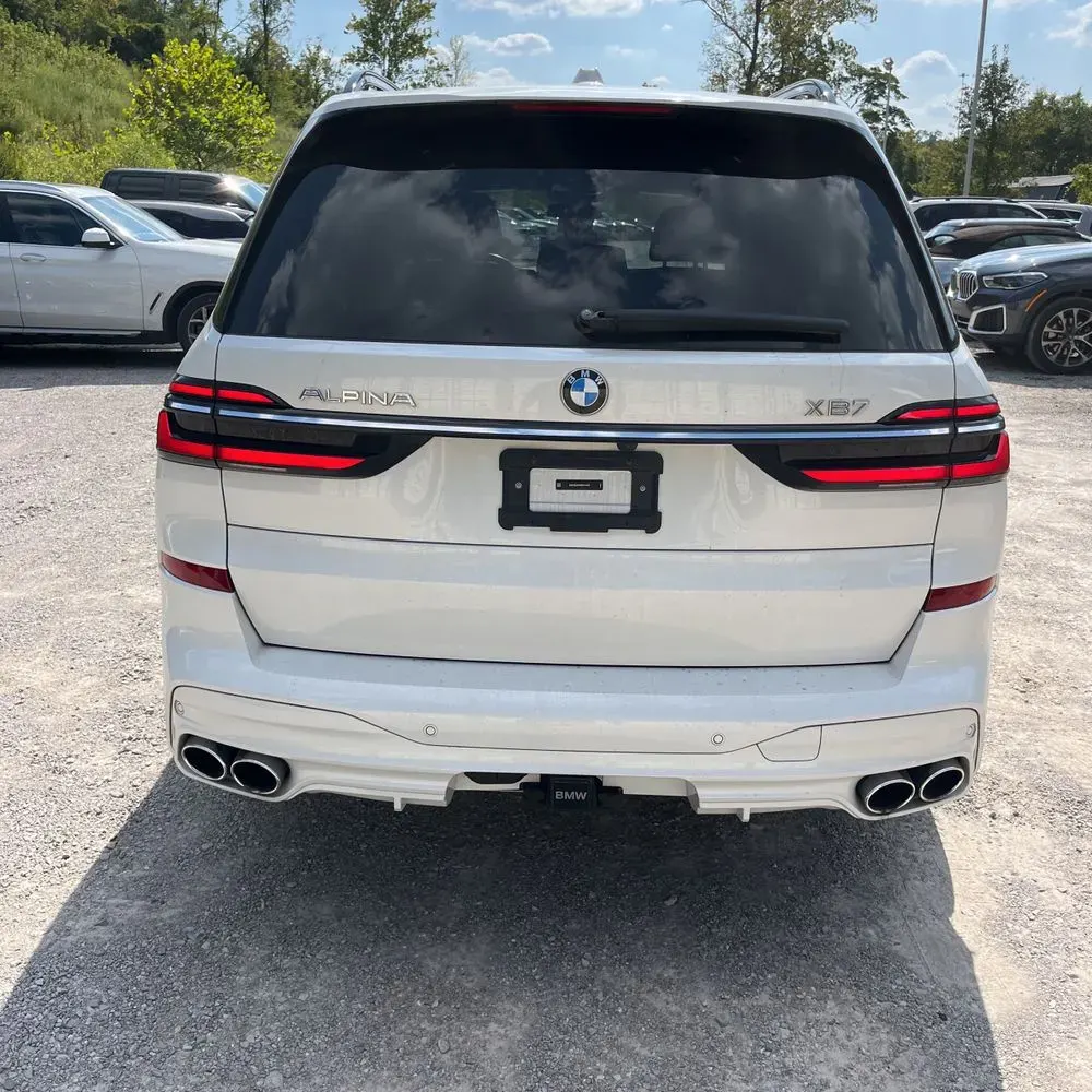 2024 BMW X7 Alpina XB7
