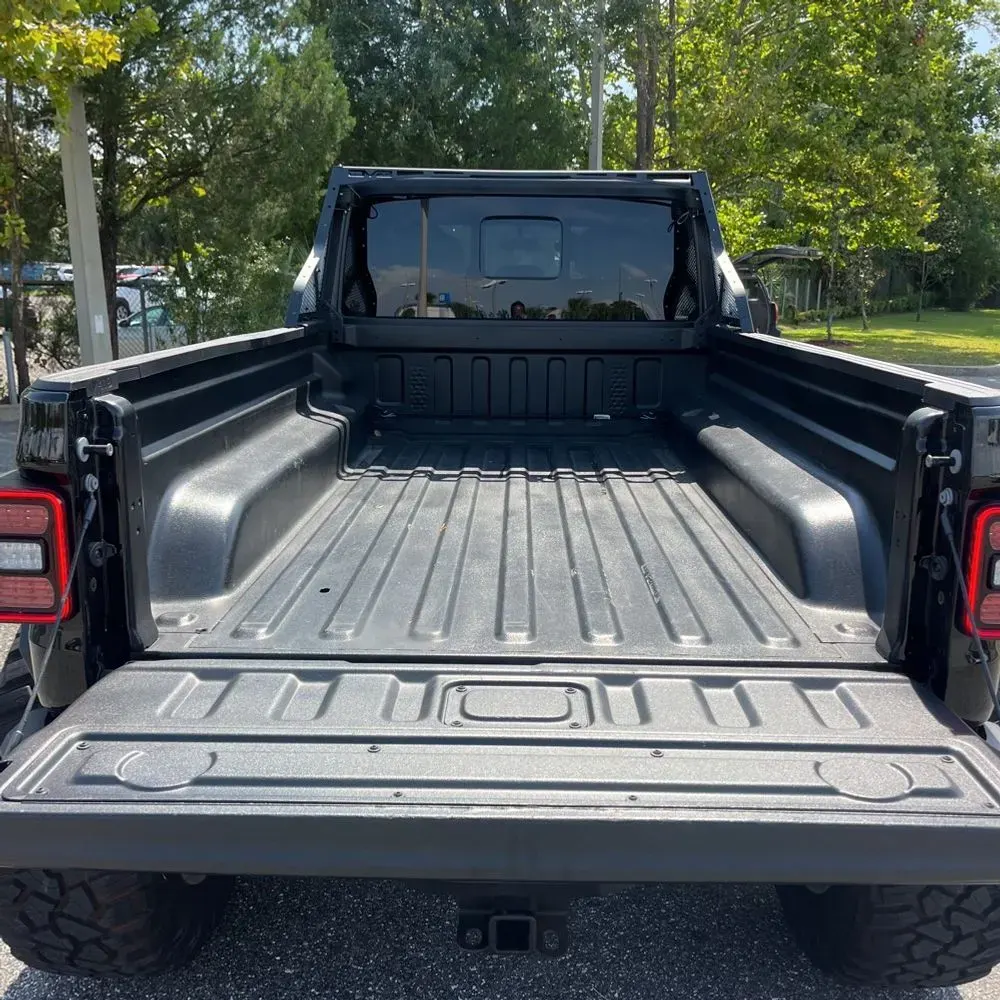 2022 Jeep Gladiator Sport S