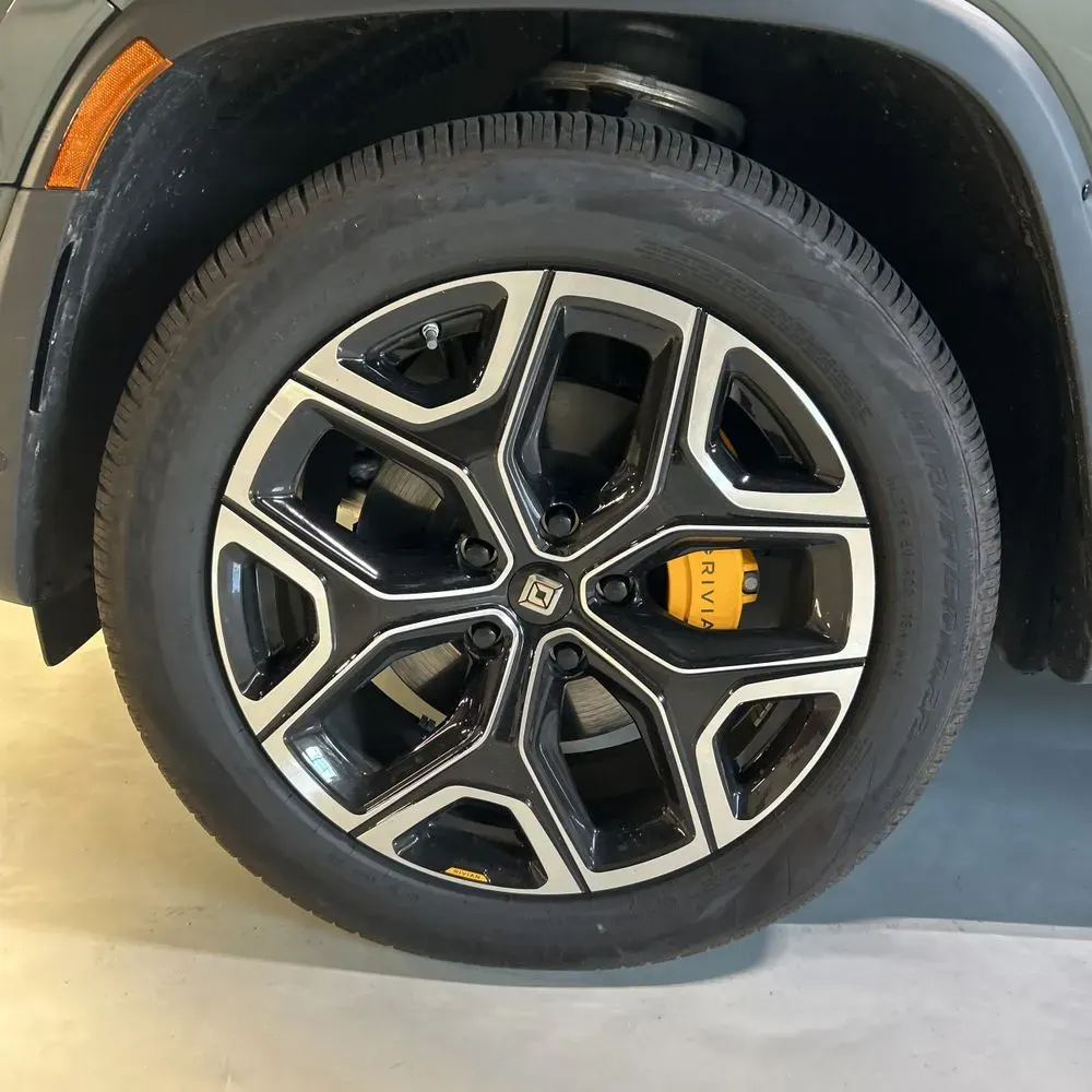 2022 Rivian R1S Launch Edition