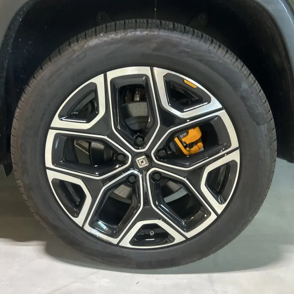 2022 Rivian R1S Launch Edition