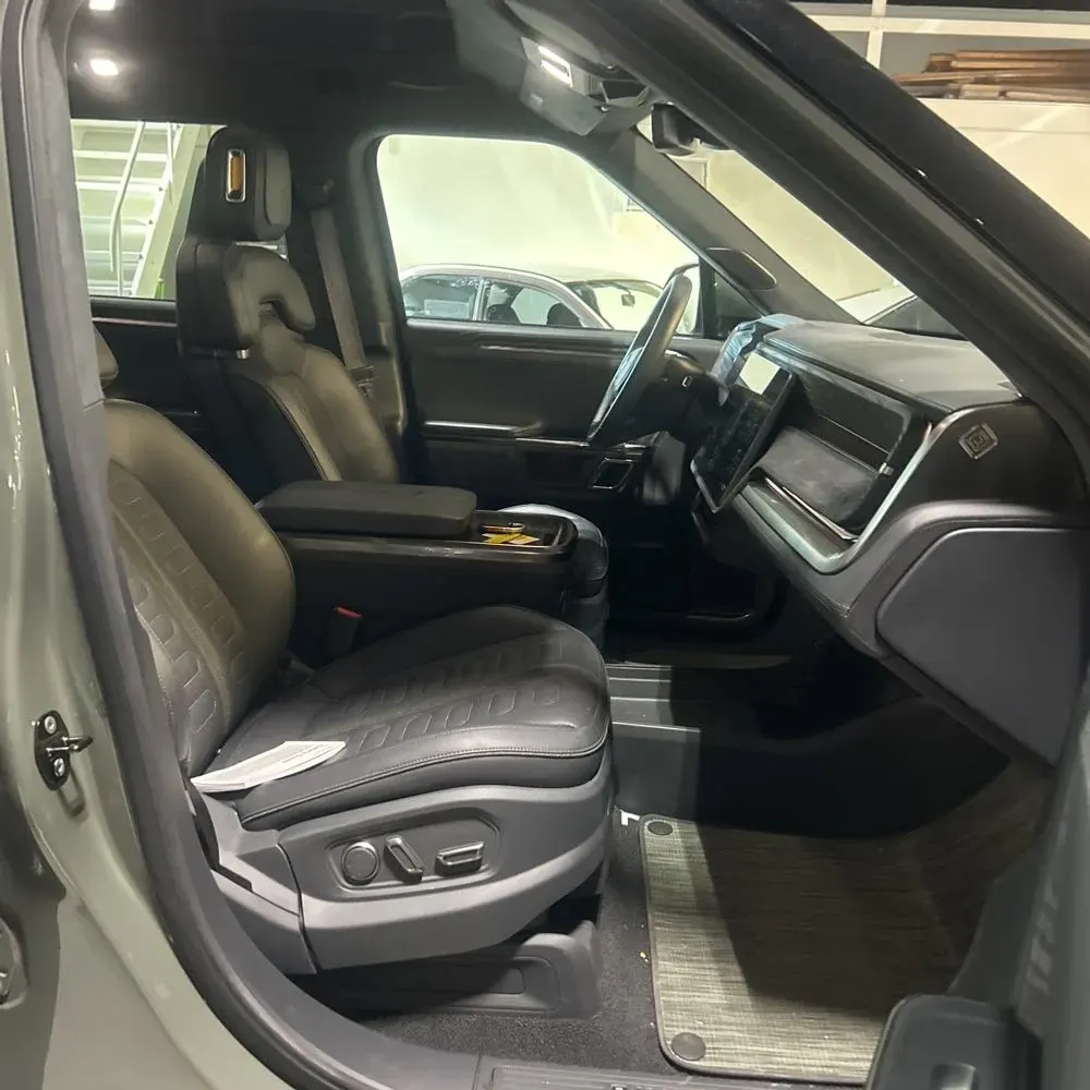 2022 Rivian R1S Launch Edition