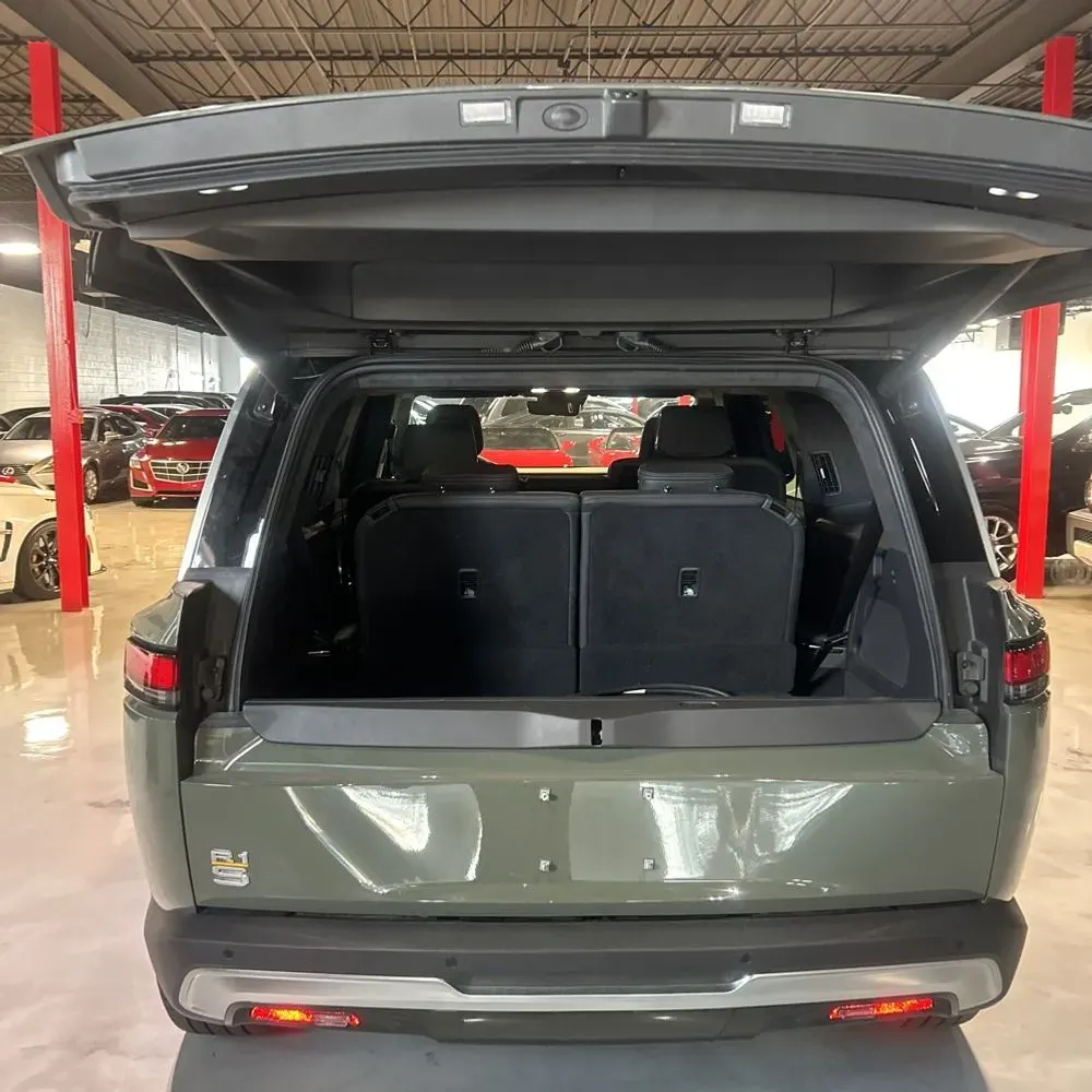 2022 Rivian R1S Launch Edition