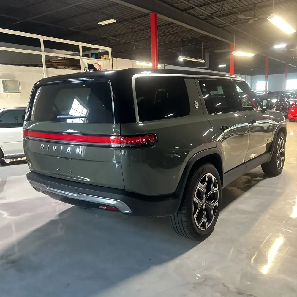 2022 Rivian R1S Launch Edition