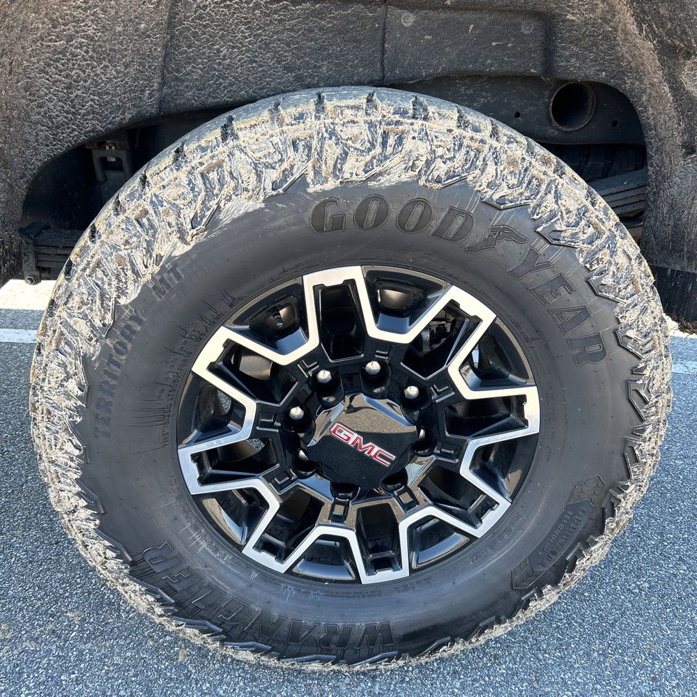 2024 GMC Sierra 2500HD AT4X