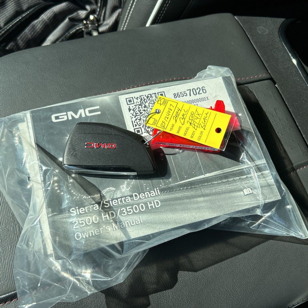 2024 GMC Sierra 2500HD AT4X