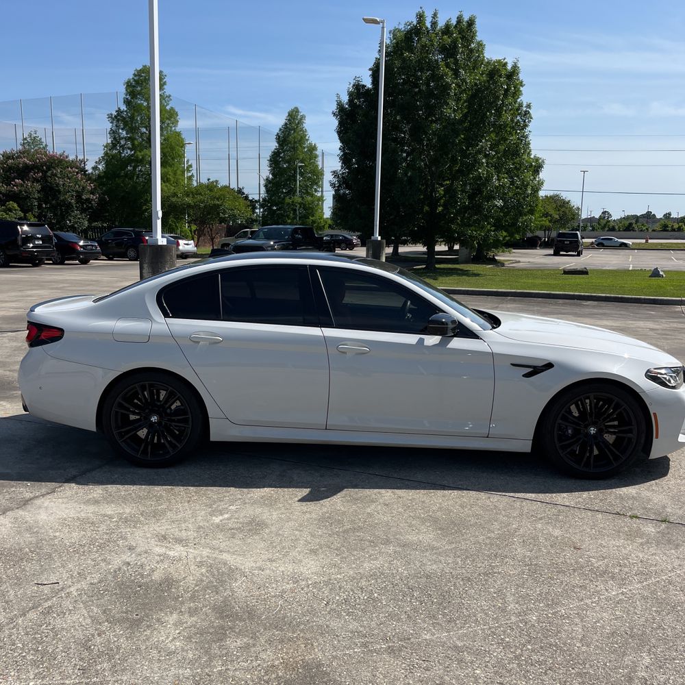 2022 BMW M5 Base