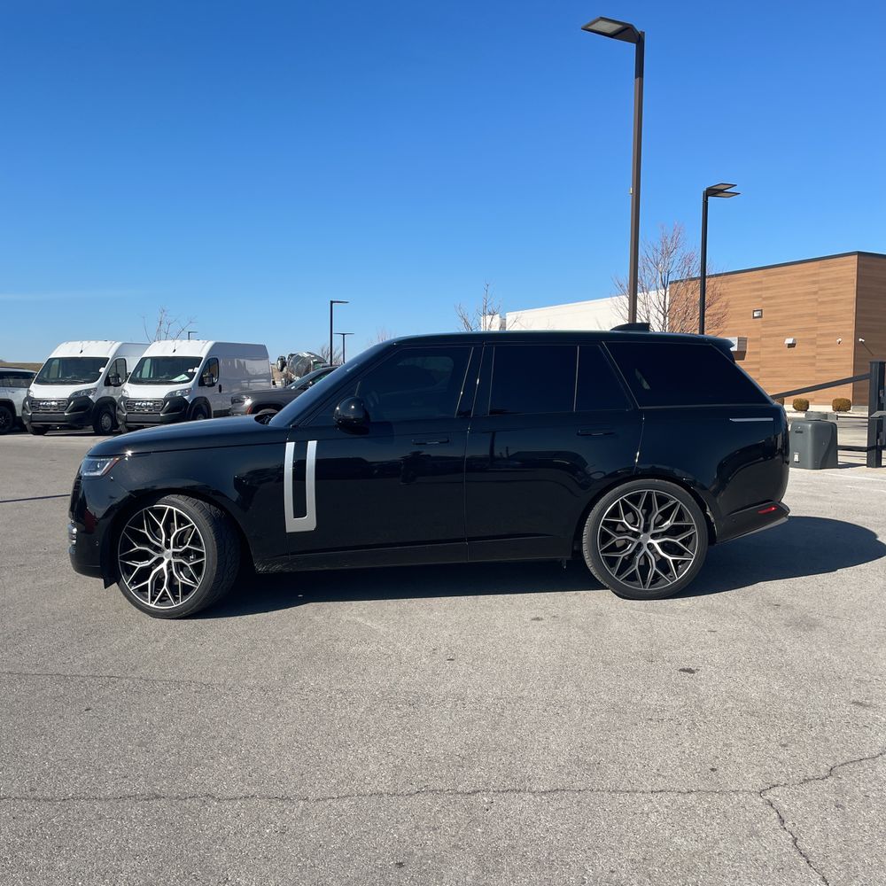 2023 Land Rover Range Rover P530 First Edition